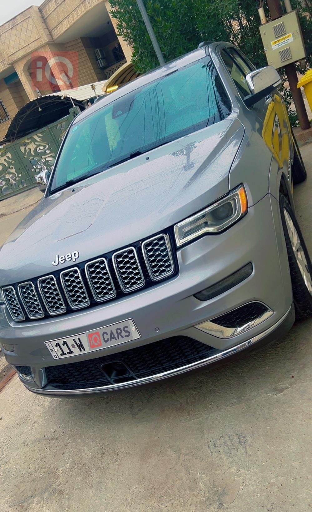 جیپ گراند شیرۆکی